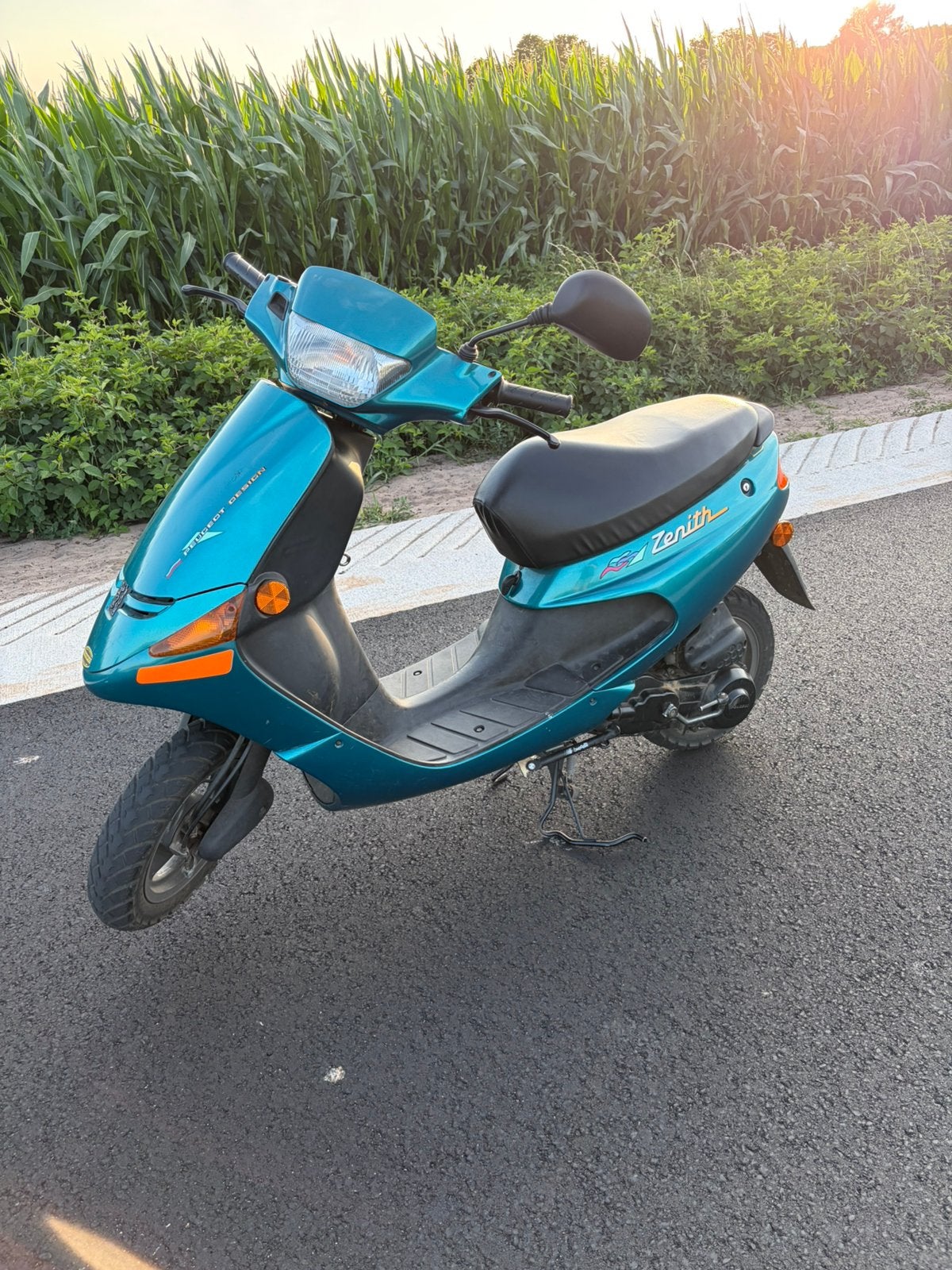 Peugeot zenith 50cc standaard, Fietsen en Brommers, Scooters | Peugeot, Ophalen, Zo goed als nieuw, Benzine, Overige modellen