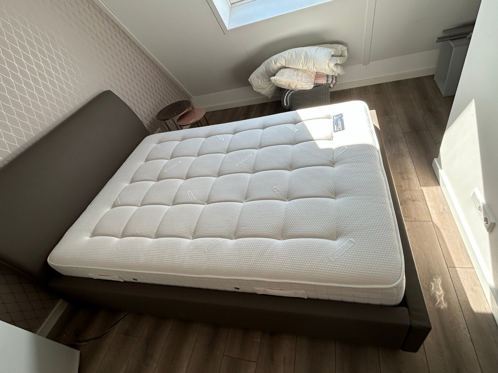 Bed 140x200 met lattenbodem en Pullman matras, Huis en Inrichting, Ophalen, Gebruikt, Tweepersoons, 140 cm