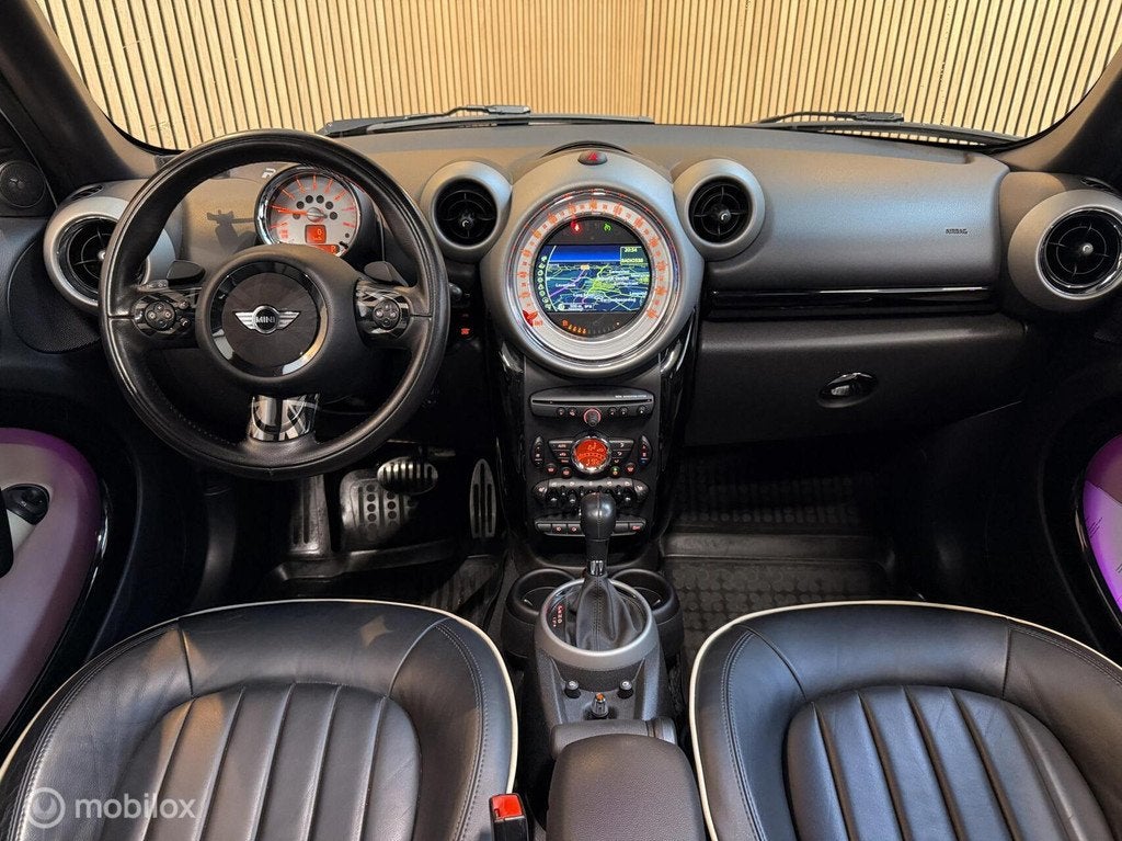 Mini Countryman 1.6 Cooper S ALL4 184pk AUT PANO H/k LEDER, Auto's, Mini, Euro 5, 1380 kg, Gebruikt, Zwart