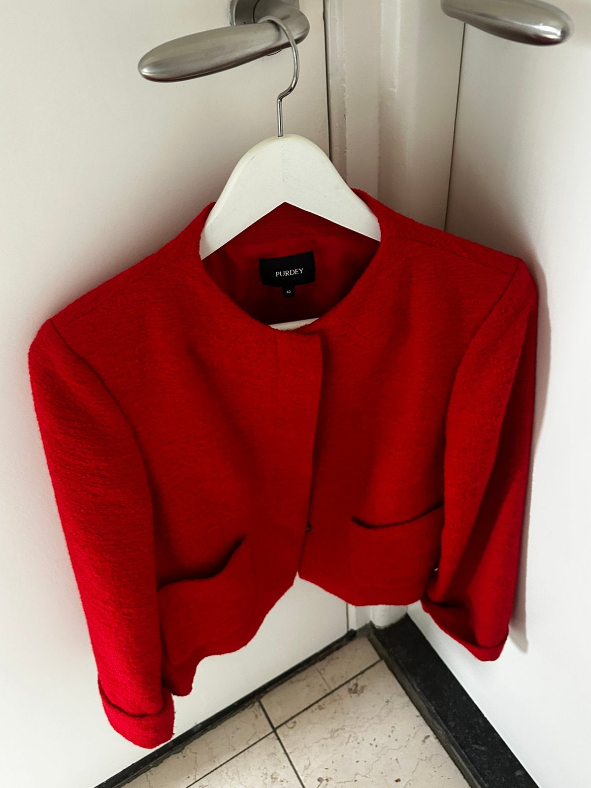 Purdey kort rood jasje met blinde sluiting maat 40, Verzenden, Zo goed als nieuw, Maat 38/40 (M), Rood