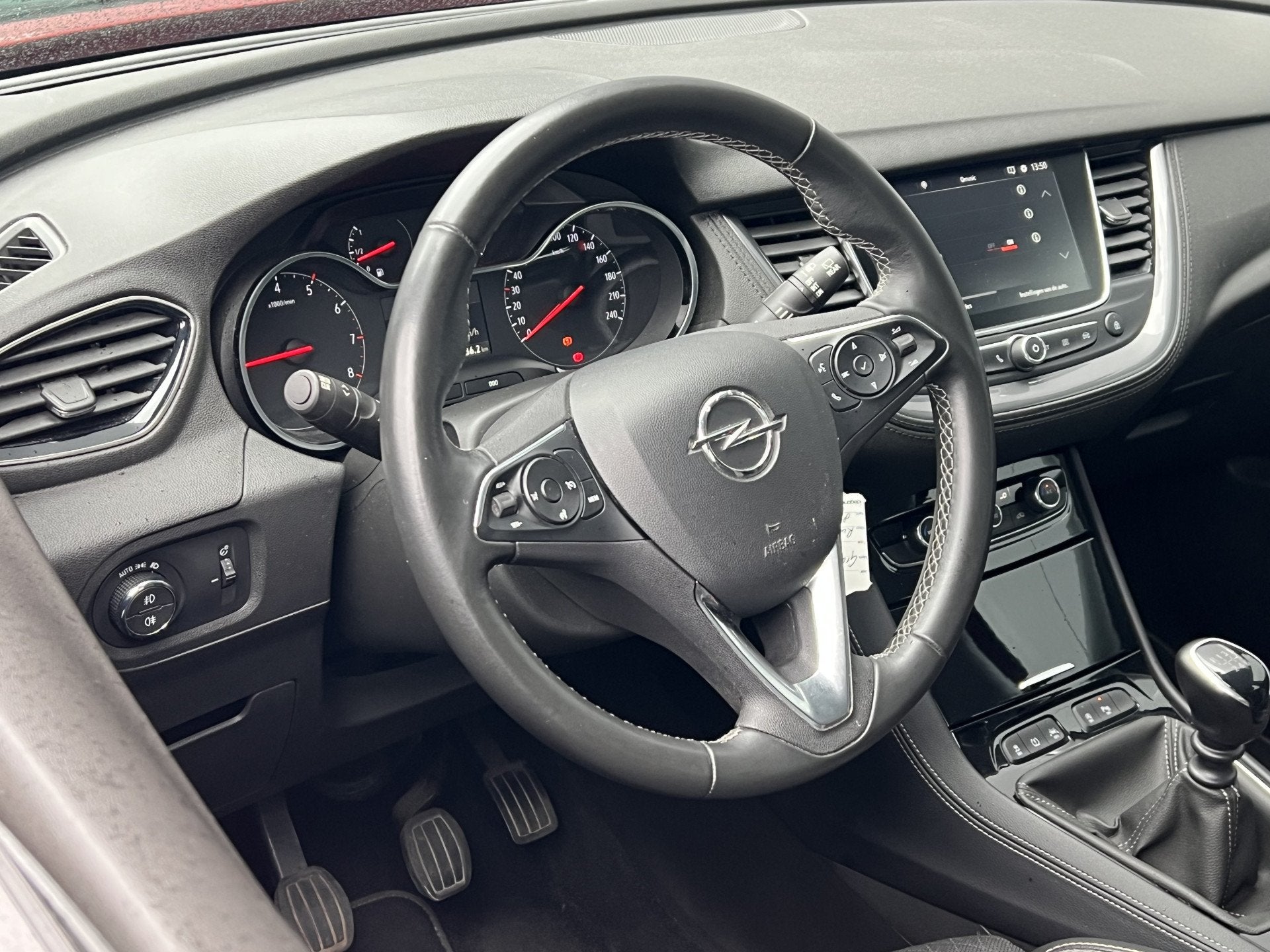 Opel Grandland X 1.2 Turbo Business Elegance | RIJKLAAR | 36, Auto's, Voorwielaandrijving, Stof, Gebruikt, 1199 cc