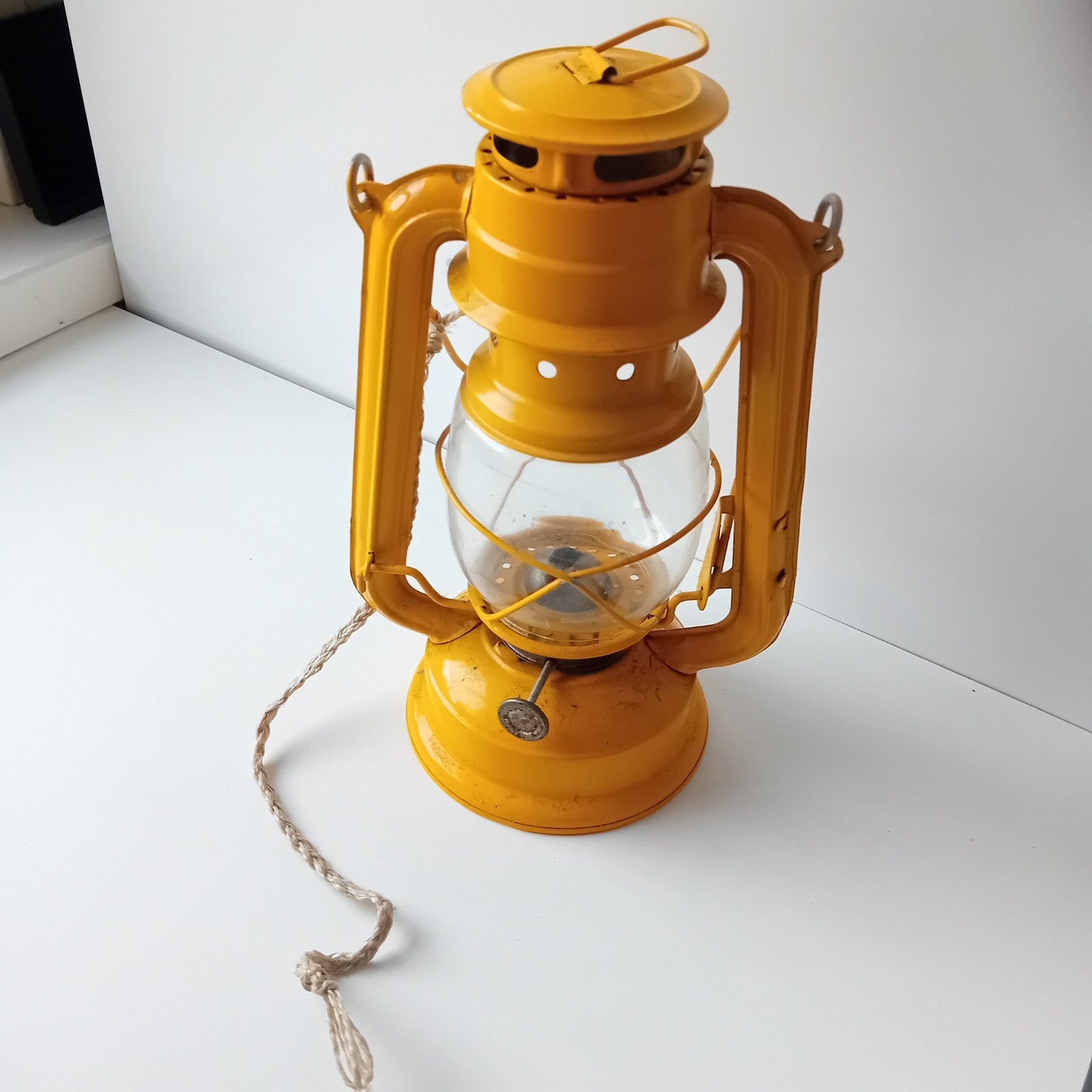 Vintage Gele Petroleumlamp -  Olielamp, Ophalen of Verzenden