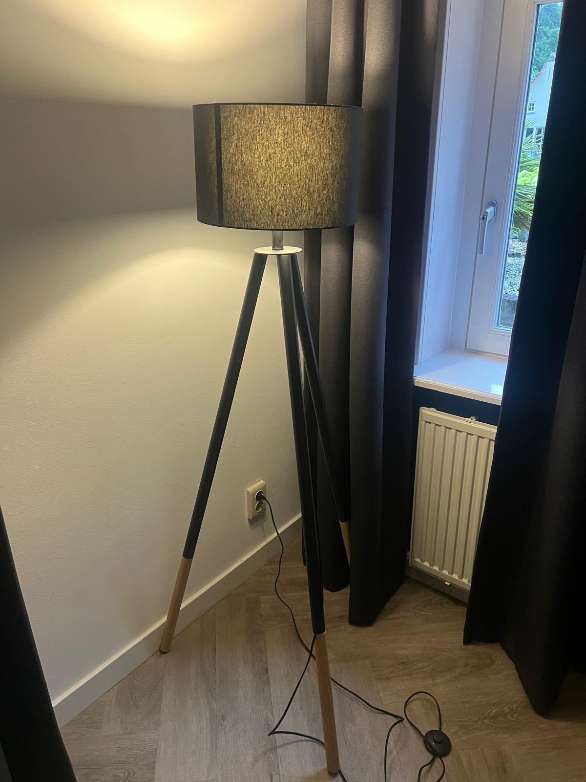 Vloerlamp, Ophalen, Gebruikt