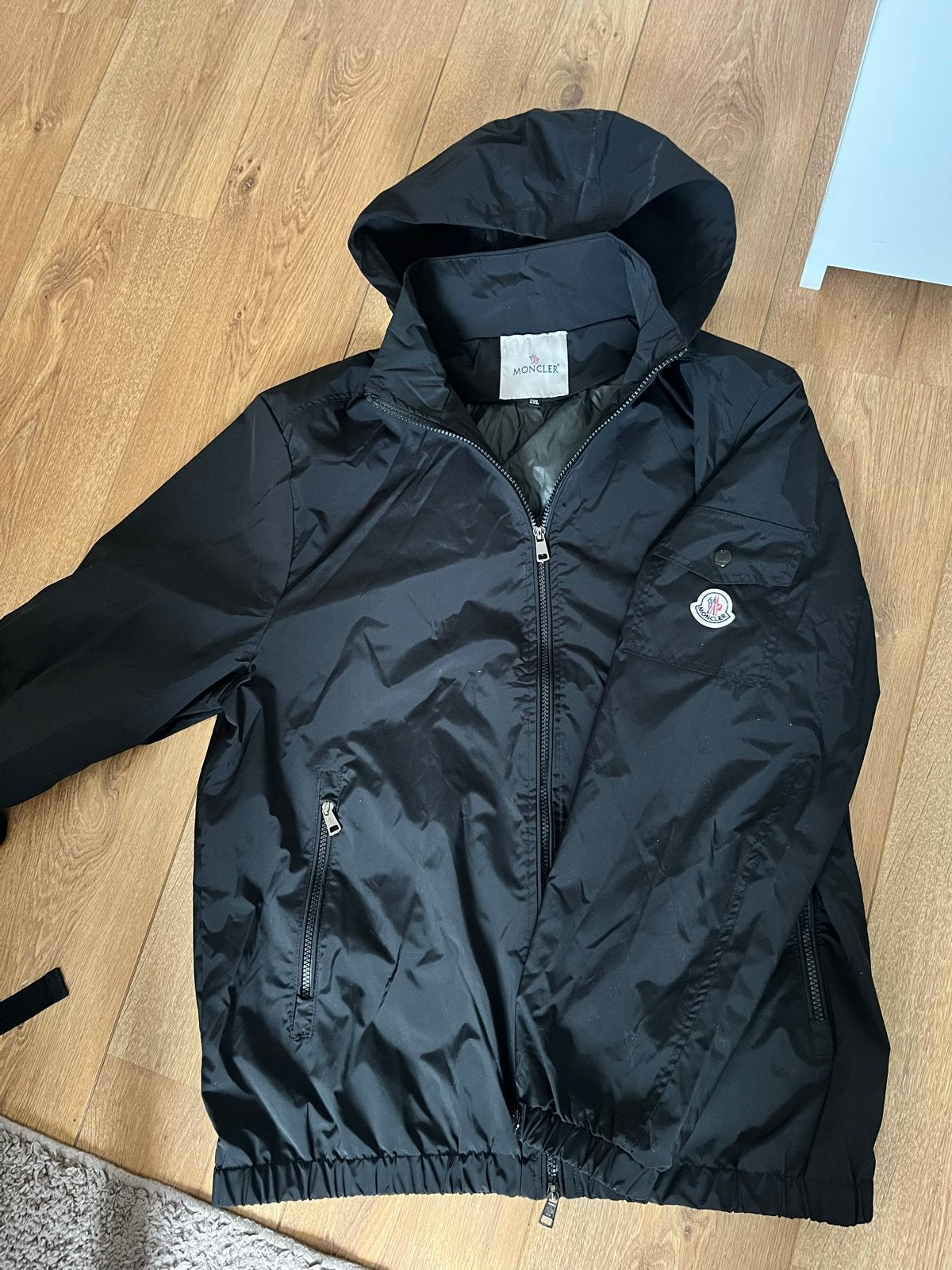 Moncler Zwarte Jas, Ophalen of Verzenden, Zo goed als nieuw, Maat 56/58 (XL), Zwart
