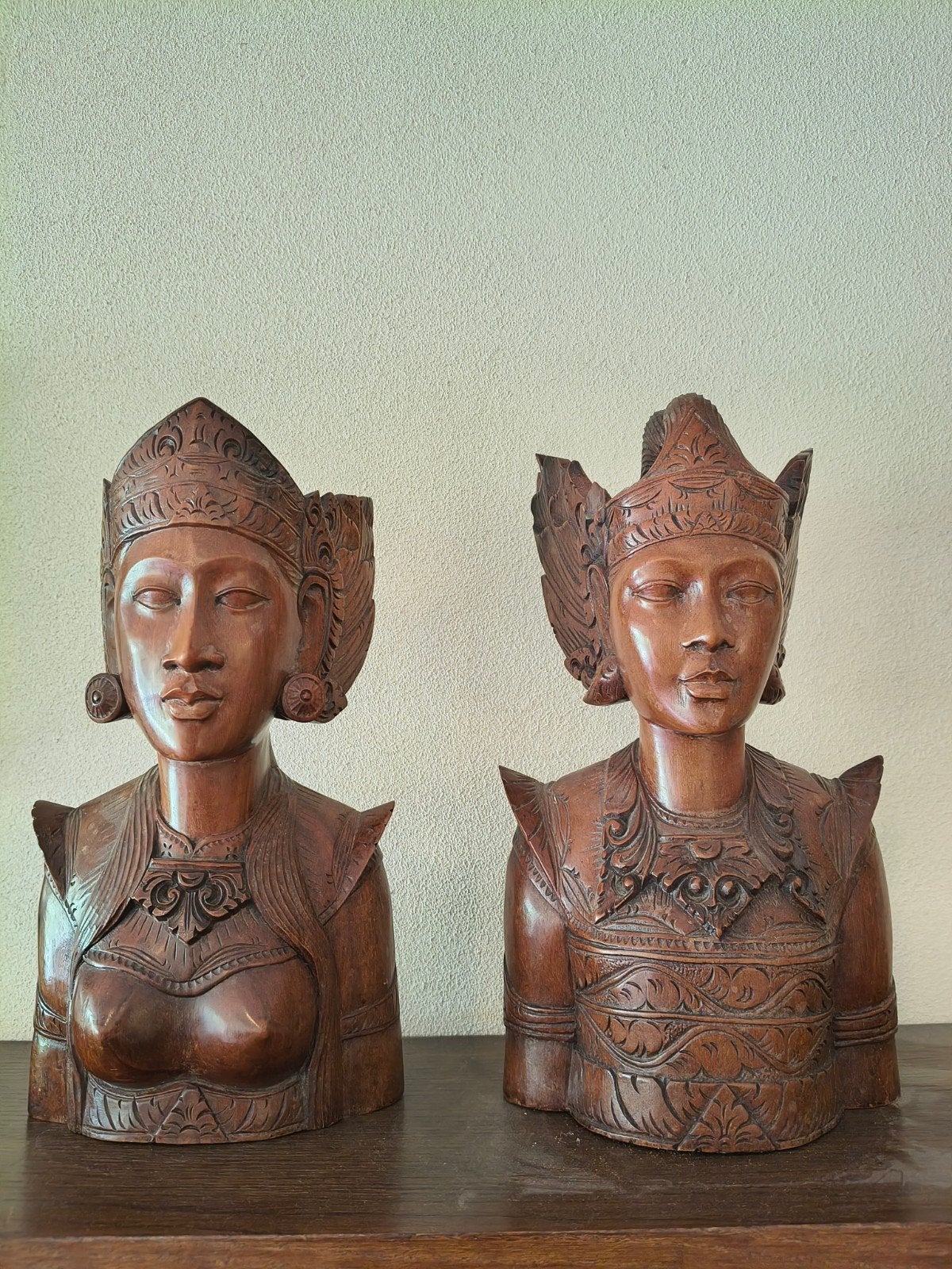 Balinese houten beelden, Antiek en Kunst, Kunst | Beelden en Houtsnijwerken, Houtsnijwerk, Ophalen of Verzenden, Handgemaakt, Hout