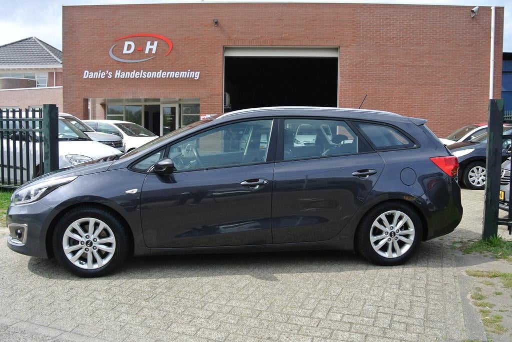 Kia Cee'd Sportswagon 1.6 GDI First Edition airco nieuwe apk, Voorwielaandrijving, 135 pk, Gebruikt, 4 cilinders