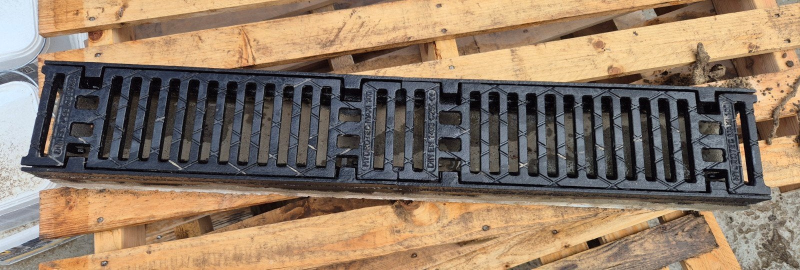 Hydrotec Maxi 100 afvoergoot met rooster, Ophalen, Overige materialen, Gebruikt, Minder dan 2 meter