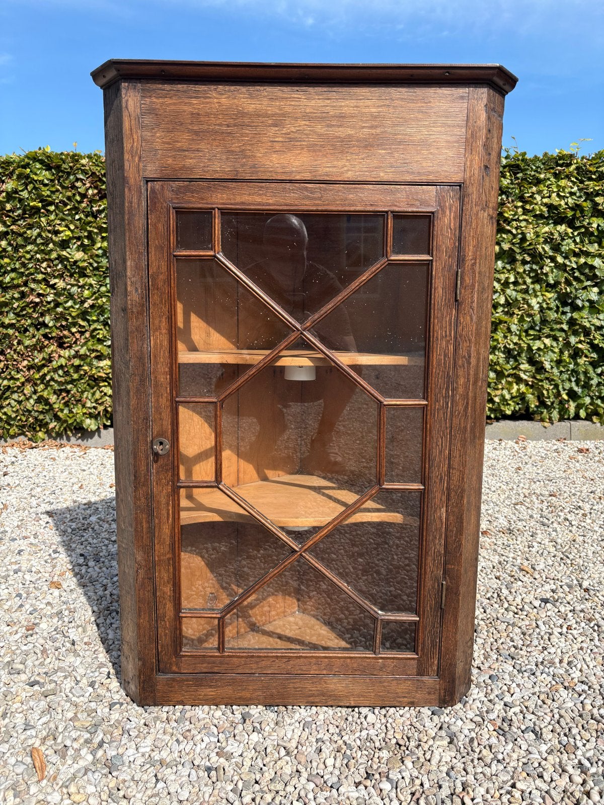 Antieke eikenhouten hoekkast met glas, Ophalen