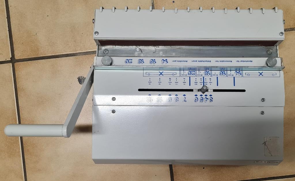 Bomco CL2 wire-o sluitmachine, Diversen, Ophalen, Gebruikt