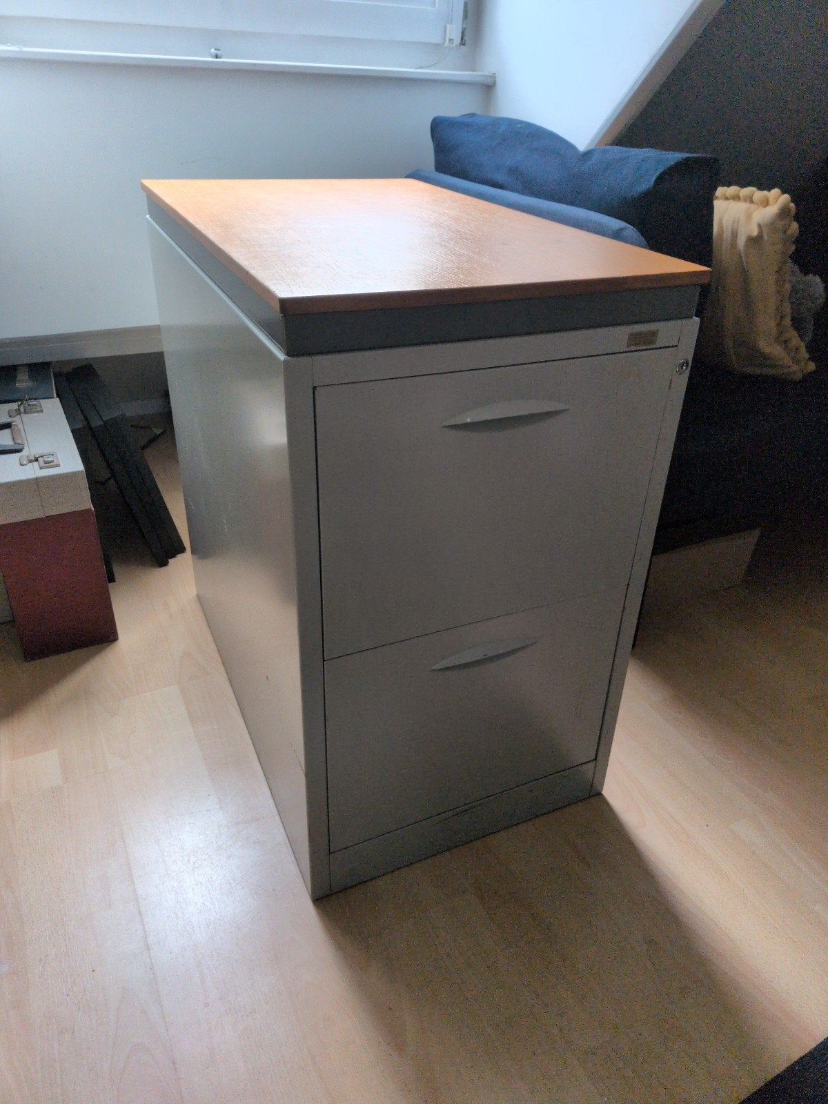vintage archiefkast met 100 hangmappen, Huis en Inrichting, Kasten | Roldeurkasten en Archiefkasten, Ophalen, Gebruikt, 50 tot 100 cm