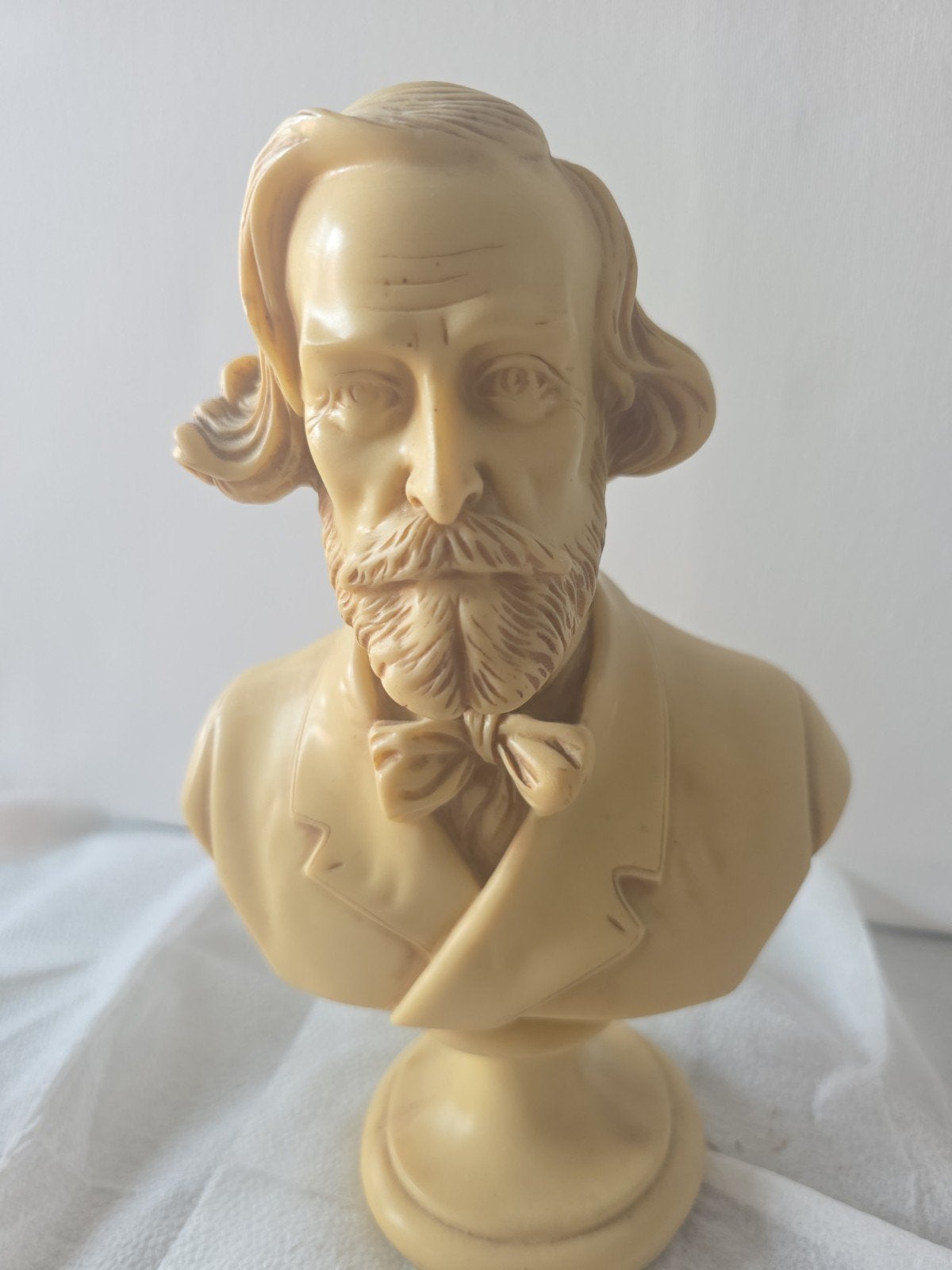 Buste van Giuseppe Verdi – decoratief beeld in alabasterlook, Antiek en Kunst, Kunst | Beelden en Houtsnijwerken, Ophalen, Buste