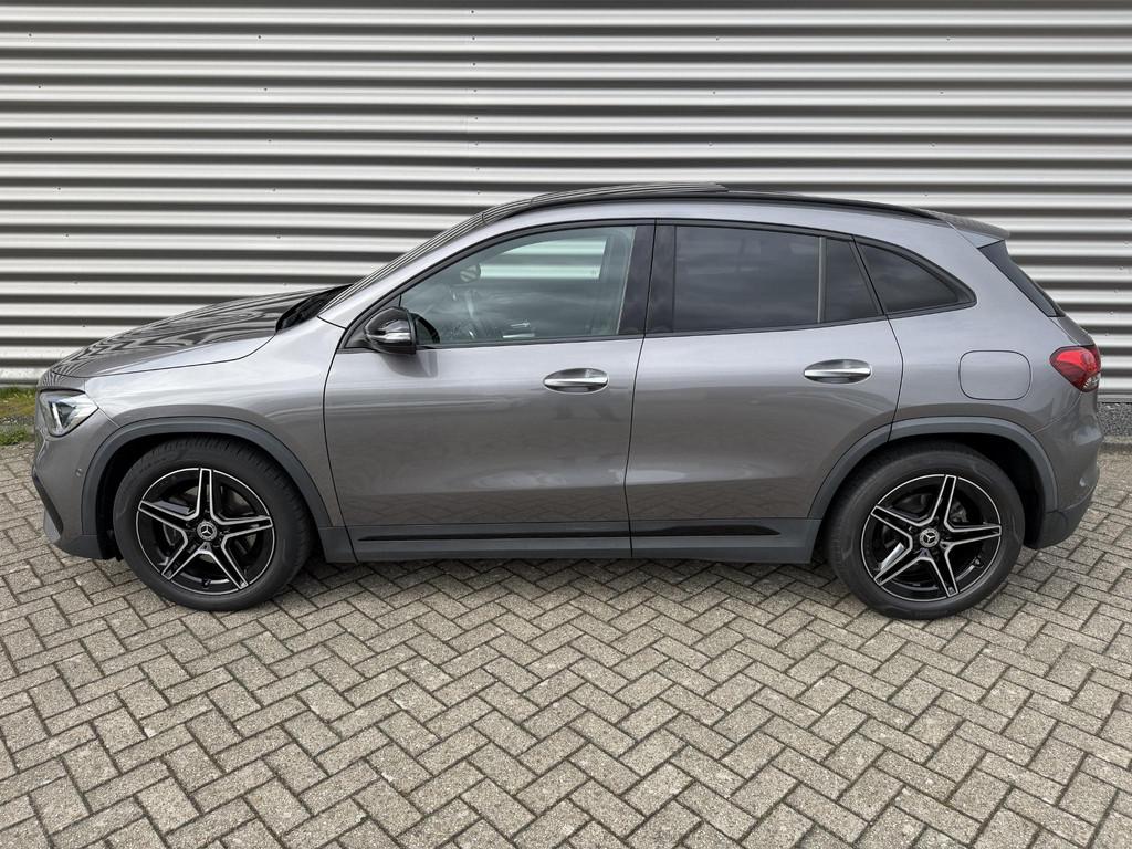 Mercedes-Benz GLA-klasse 200 d AMG Panorama Night Sfeer, Auto's, Mercedes-Benz, 4 cilinders, 150 pk, Leder en Stof, Bedrijf