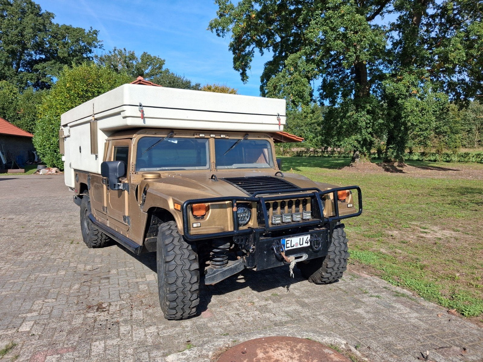 Unieke Hummer H1 Camper - Casco met Humvee Hmmwv, Tot en met 2, Diesel, Particulier, 4 tot 5 meter