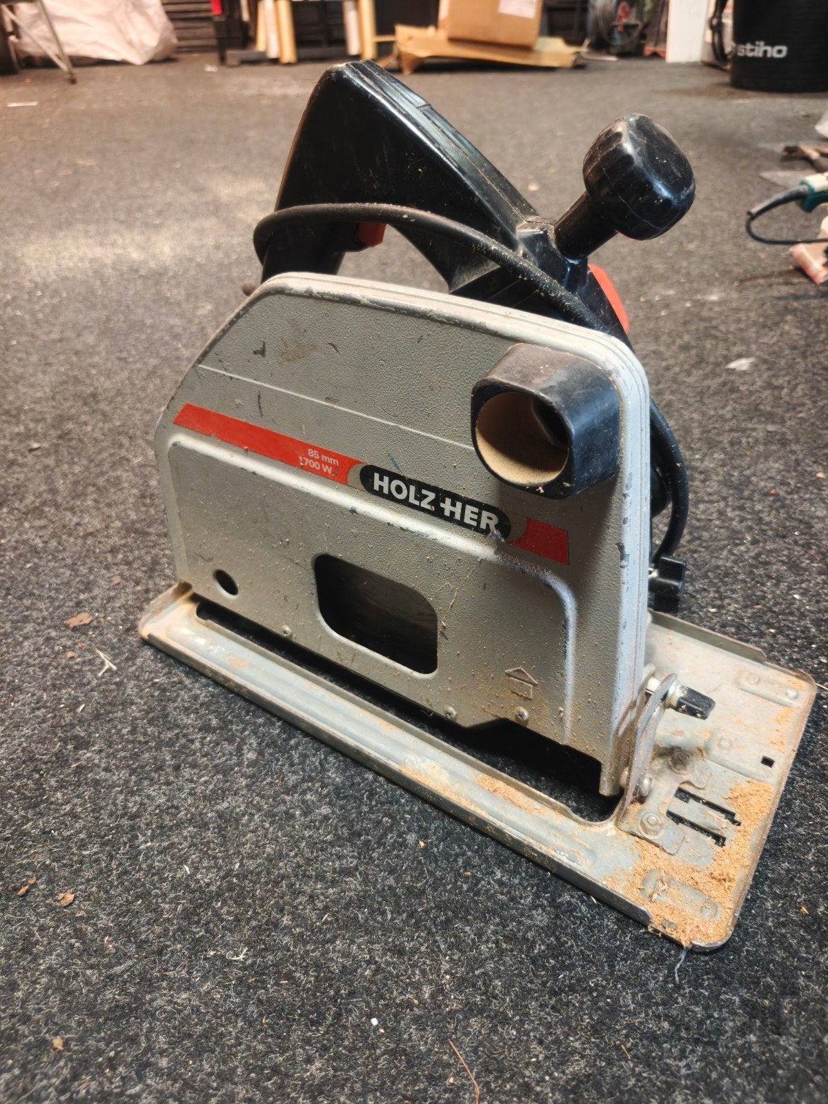 Holz Her cirkelzaag, Ophalen