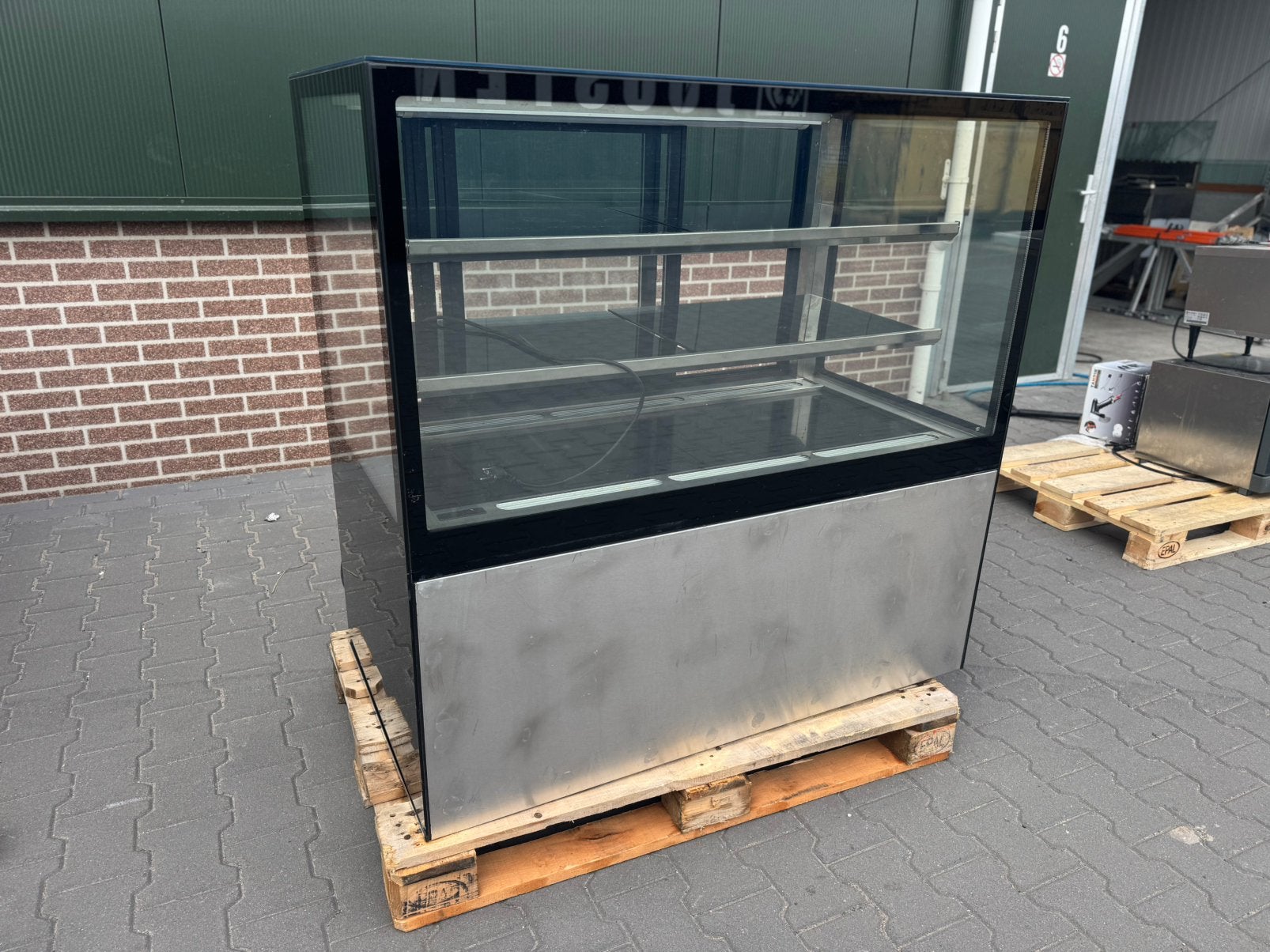 Gebak vitrine, Ophalen of Verzenden, Gebruikt, Koelen en Vriezen