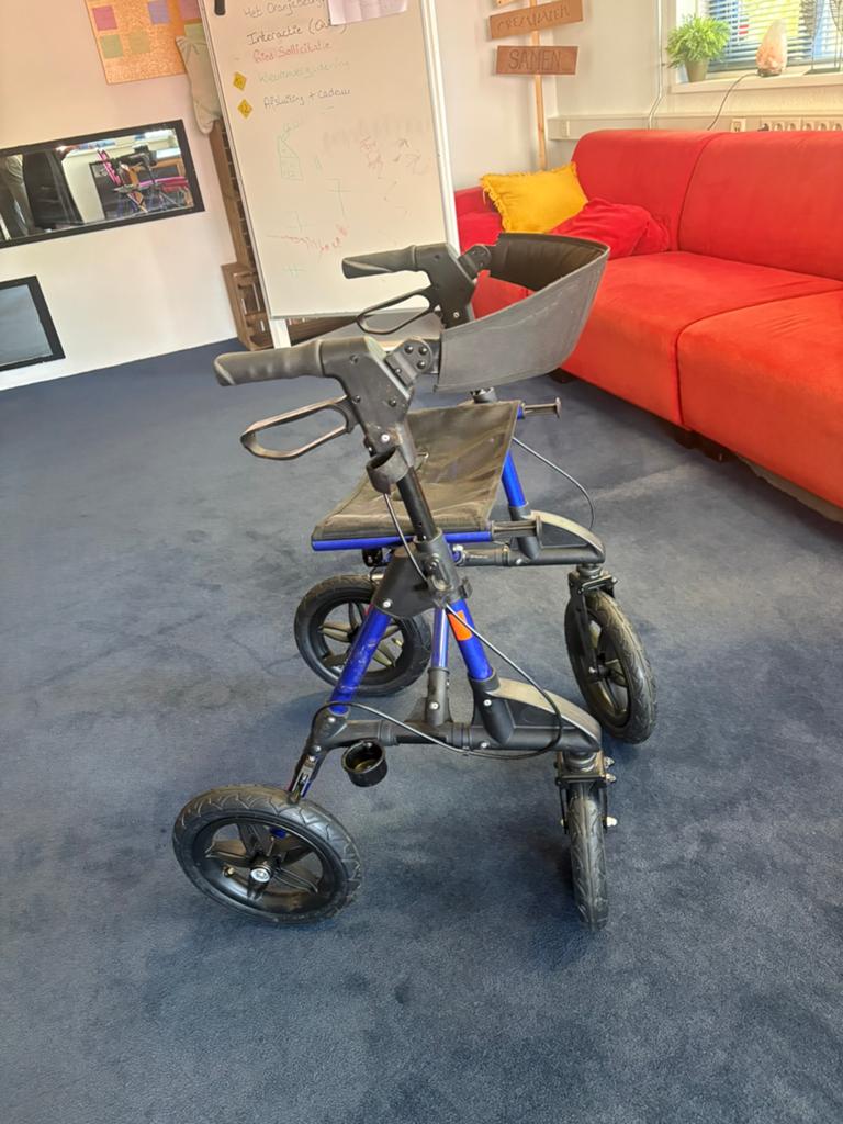 Rollator, Fietsen en Brommers, Ophalen, Zo goed als nieuw