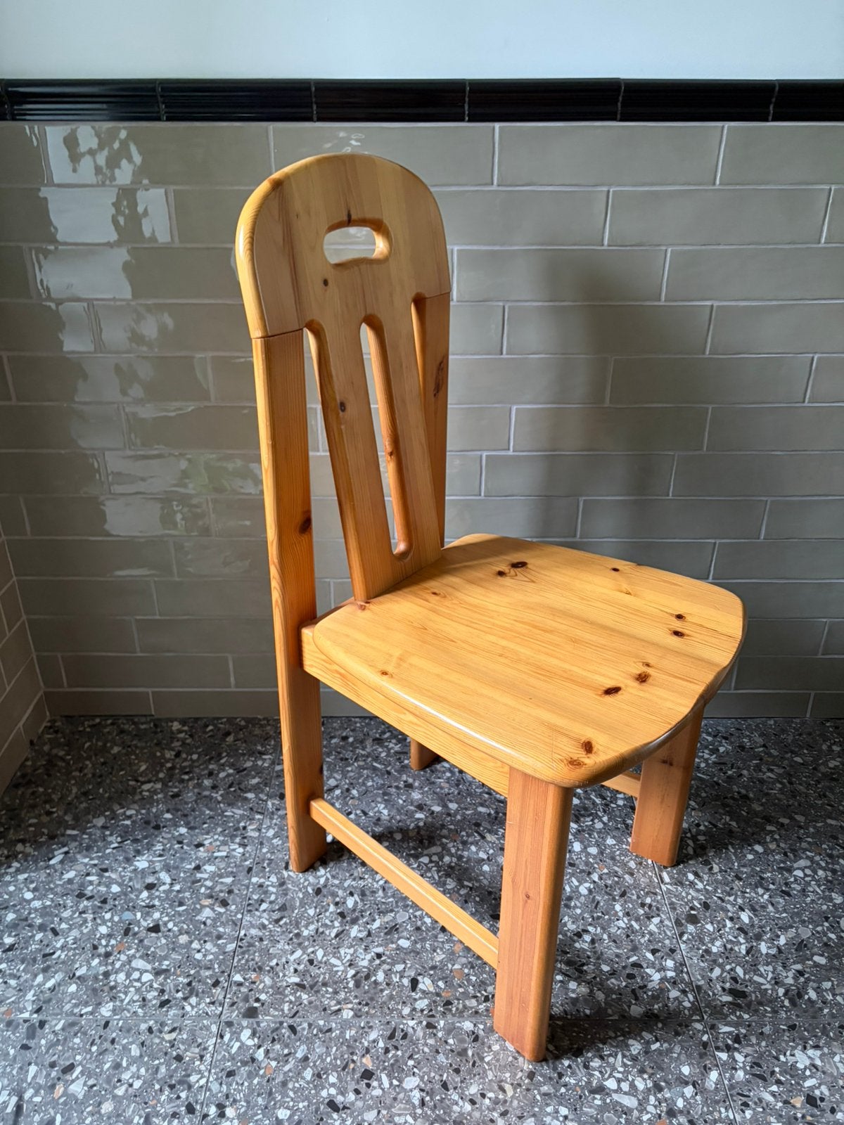 eettafelstoel Italiaans design grenen Effezeta jaren '70, Ophalen, Zo goed als nieuw, Bruin, Eén