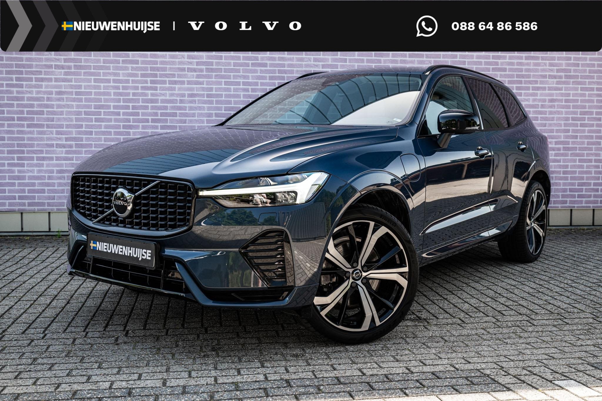 Volvo XC60 2.0 T6 Plug-in hybrid AWD Plus Dark | Long Range, Auto's, Gebruikt, Euro 6, 4 cilinders, Blauw