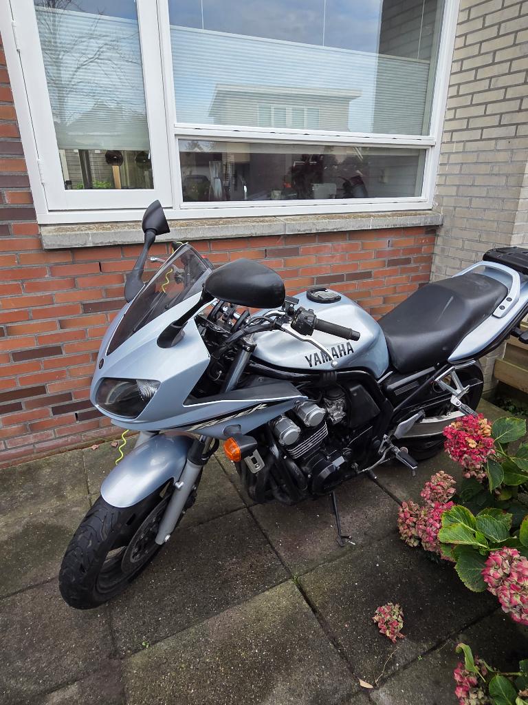 Yamaha 600 Fazer, Handvatverwarming, Occasion, 4 cilinders, Particulier
