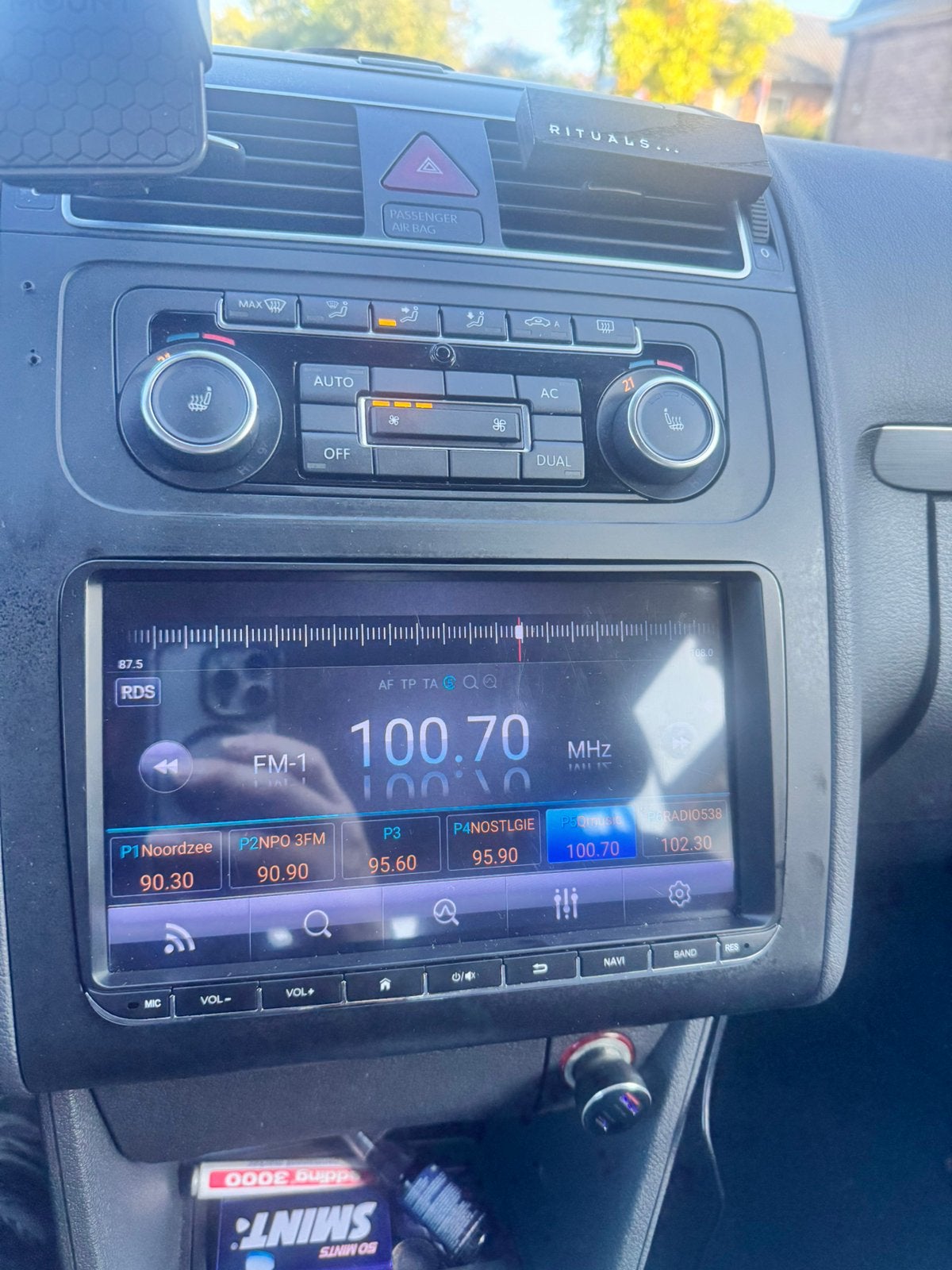 radio met Apple Carplay en Android Auto., Ophalen of Verzenden, Zo goed als nieuw