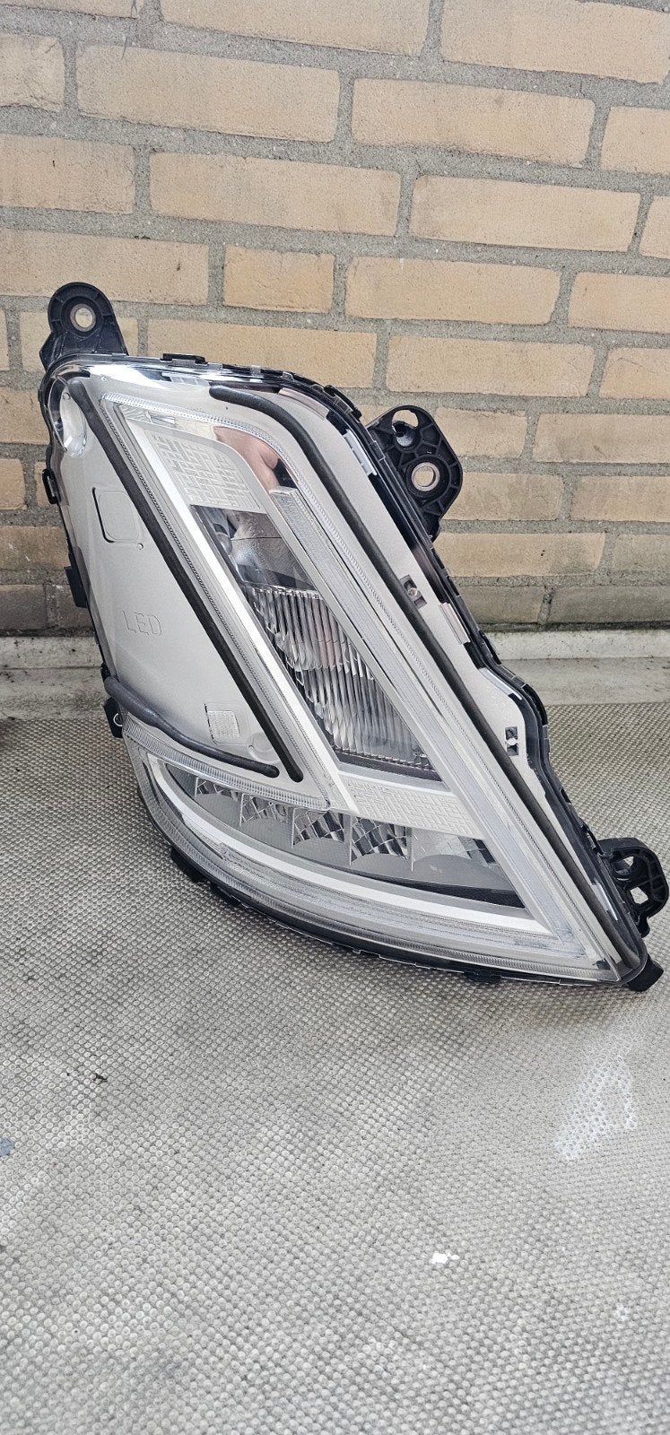 Volvo FH koplamp LED rechts, Ophalen of Verzenden