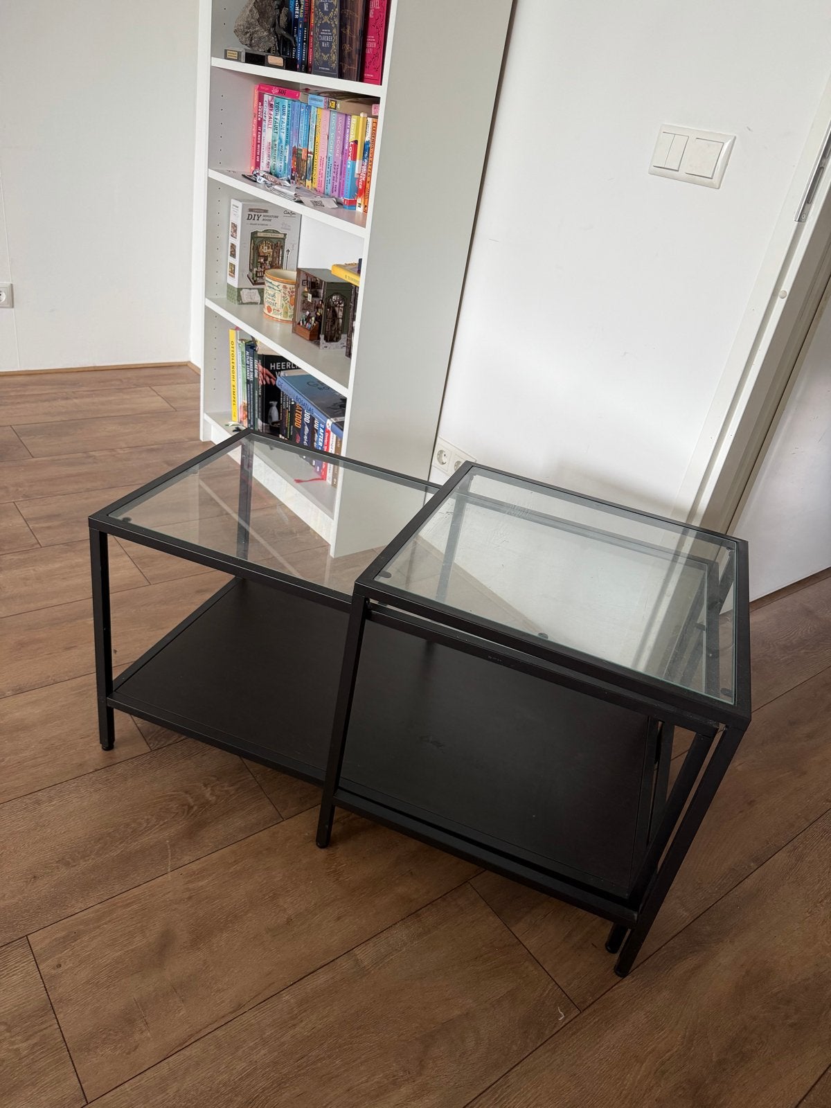 IKEA VITTSJÖ, Huis en Inrichting, Tafels | Salontafels, 100 tot 150 cm, Ophalen of Verzenden, Minder dan 50 cm, Rechthoekig