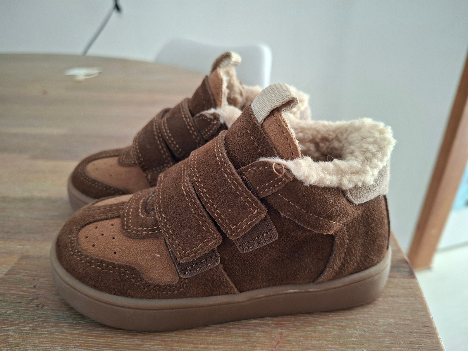 Zara kinderschoenen bruin met teddy voering - Nooit gedragen, Ophalen, Jongen of Meisje, Schoenen, Nieuw