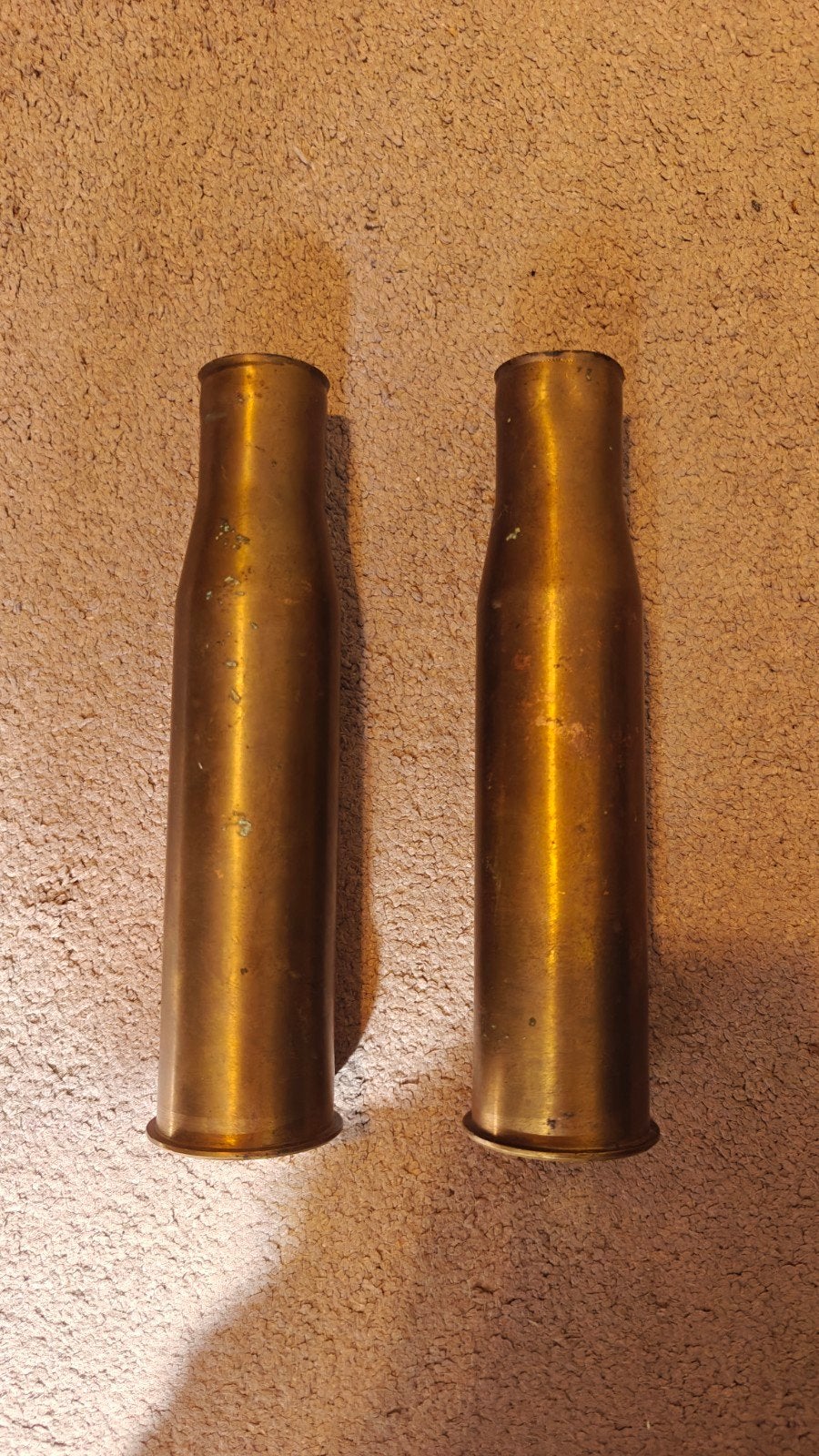Amerikaanse 37mm Stuart Tank huls set opeenvolgend lotnr, Ophalen of Verzenden, Landmacht, Amerika, Hulzen of Bodemvondsten