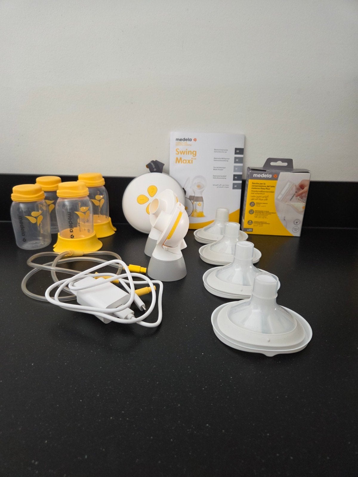 Medela Swing Maxi Dubbele Elektr Borstkolf + accessoires, Ophalen, Zo goed als nieuw