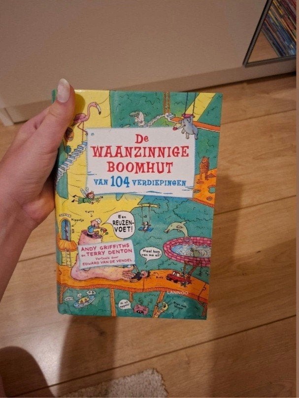 De Waanzinnige Boomhut van 104 Verdiepingen (Deel 8), Ophalen of Verzenden, Zo goed als nieuw, Andy Griffiths en Terry Denton