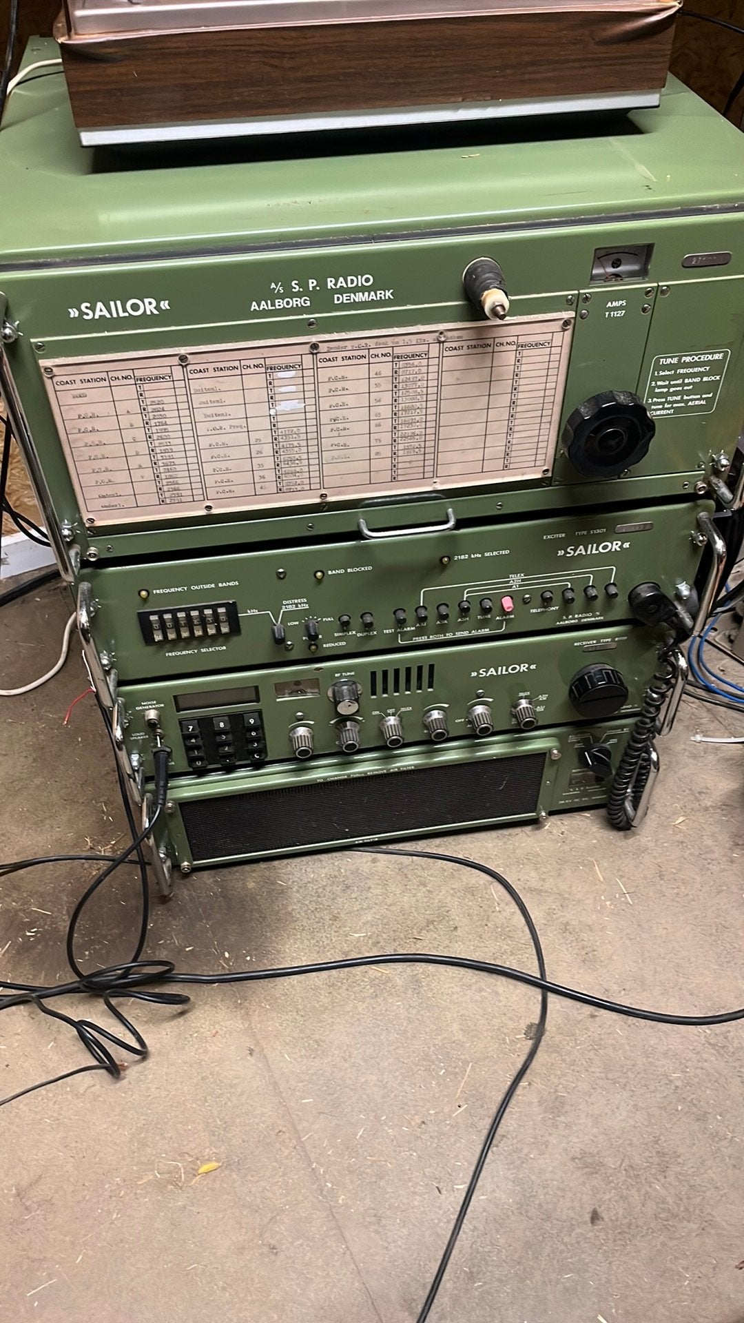 Klassieke Sailor Programme 1000 HF-station met voeding  24v, Telecommunicatie, Ophalen, Zo goed als nieuw