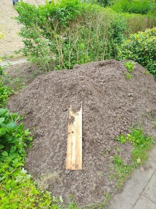 Gratis (zwarte) grond af te halen, Tuin en Terras, Ophalen, Gebruikt, Ophoogzand