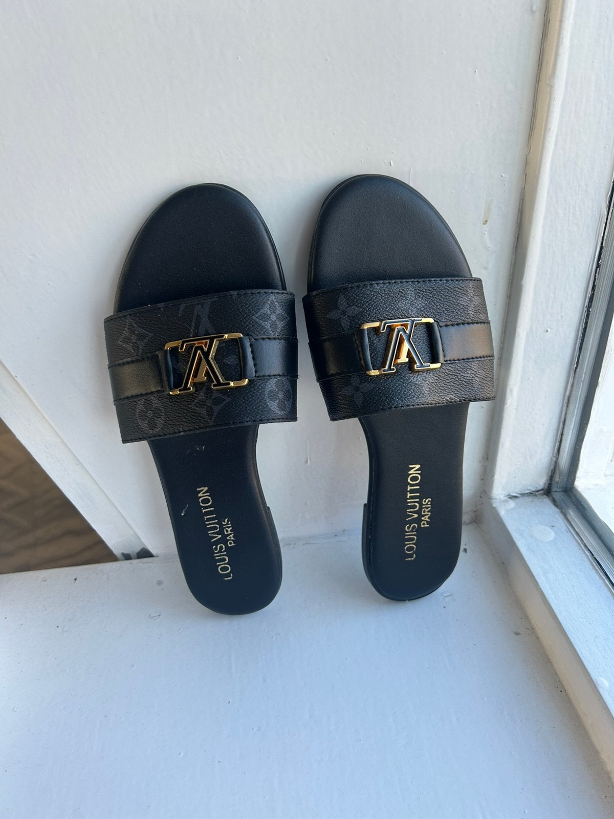 Slippers zomer zwart 41 (valt als 39/40), Ophalen of Verzenden, Nieuw, Zwart