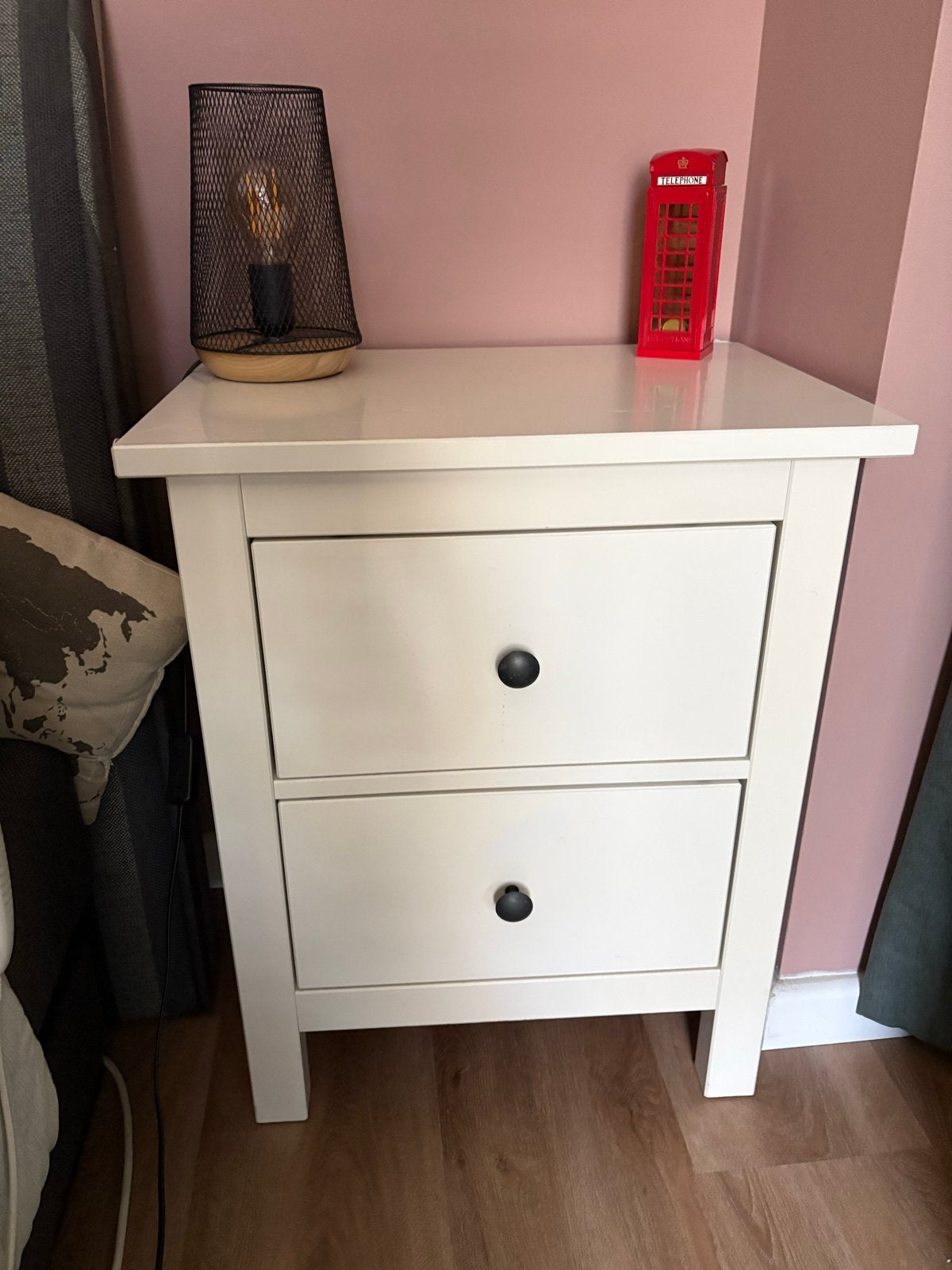 IKEA Hemnes nachtkastjes wit 2 stuks, Ophalen, Gebruikt, Minder dan 45 cm, 55 tot 70 cm