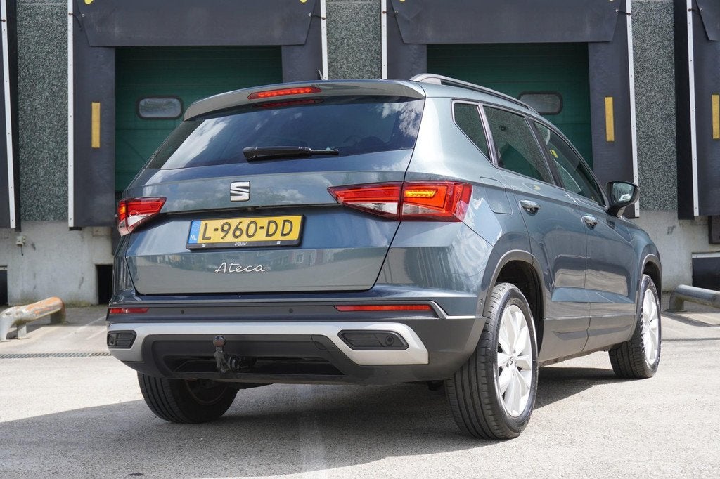 SEAT Ateca 1.0 TSI 110pk Style Business Intense | Trekhaak |, Voorwielaandrijving, 12 maanden, Stof, Gebruikt