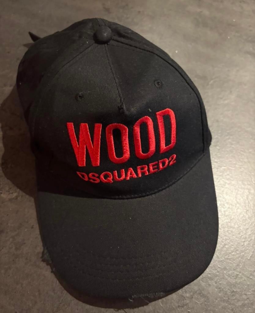 Nieuwe Dsquared2 WOOD pet - Zwart met rood logo, Ophalen of Verzenden, Nieuw, One size fits all, Pet