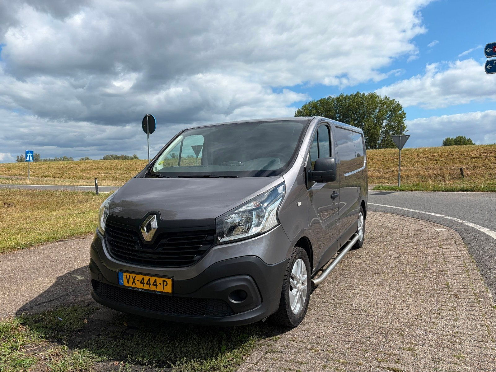 Renault Trafic 1.6 DCI 85KW 2016, 15 km/l, 4 cilinders, Renault, Origineel Nederlands