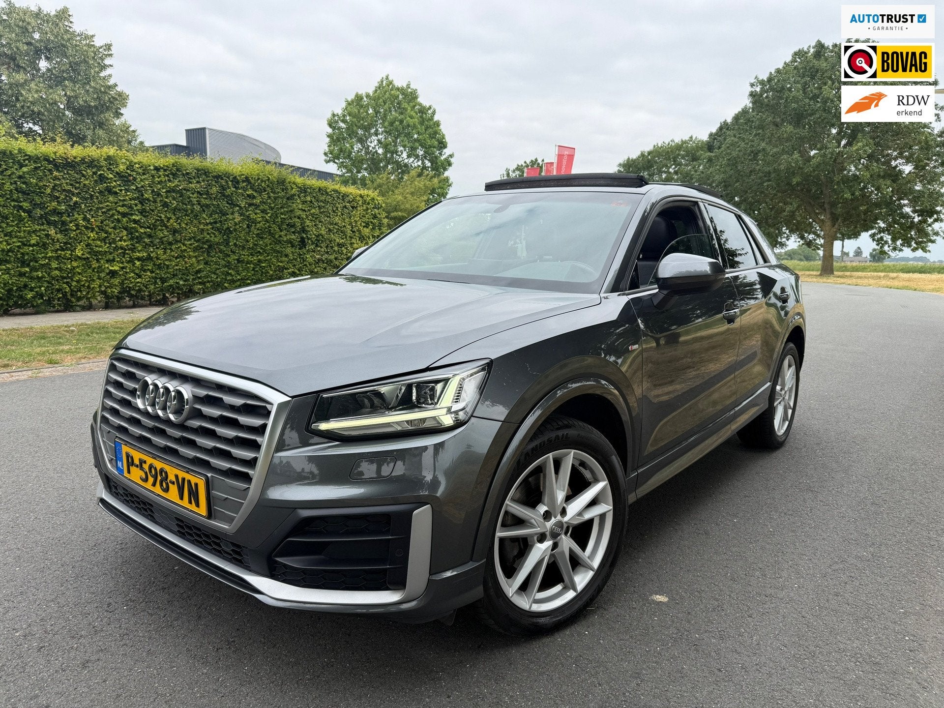 Audi Q2 1.4 TFSI CoD S-LINE/PANO/LEER/LED, Auto's, Dealer onderhouden, 4 cilinders, 150 pk, Leder