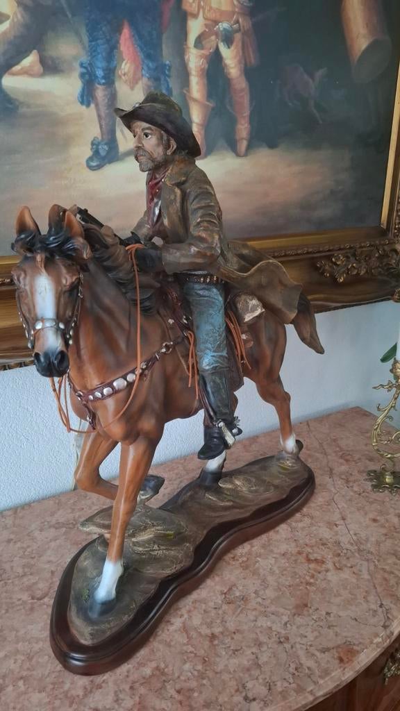 Groot paard met cowboy 65 cm hoog zie omschrijving, Ophalen