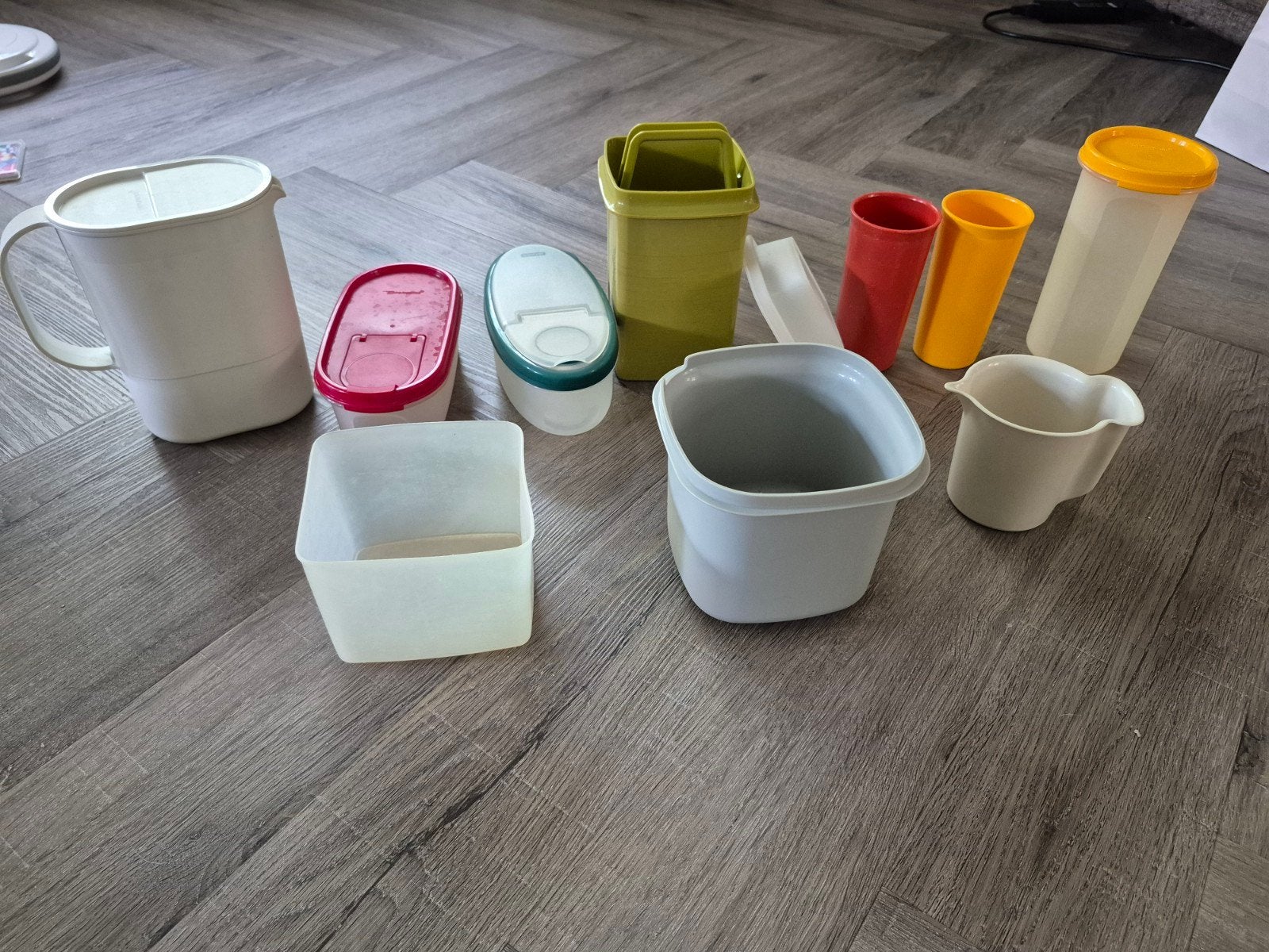 Verschillende bakjes, bekers, kuipjes etc van Tupperware., Ophalen of Verzenden, Gebruikt, Bak of Kom
