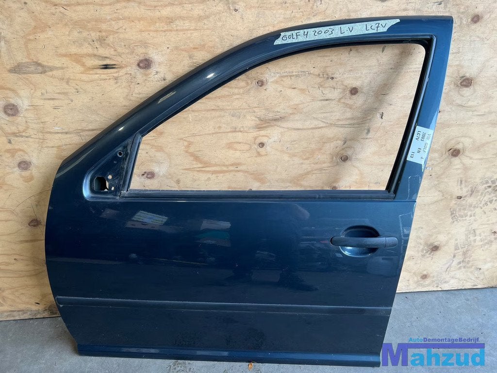 VW Golf 4 Grijs LC7V links voor deur 1998-2003, Auto-onderdelen, Gebruikt, Volkswagen AG, Voor, Berliner Ring 2
38440  Wolfsburg, DE
