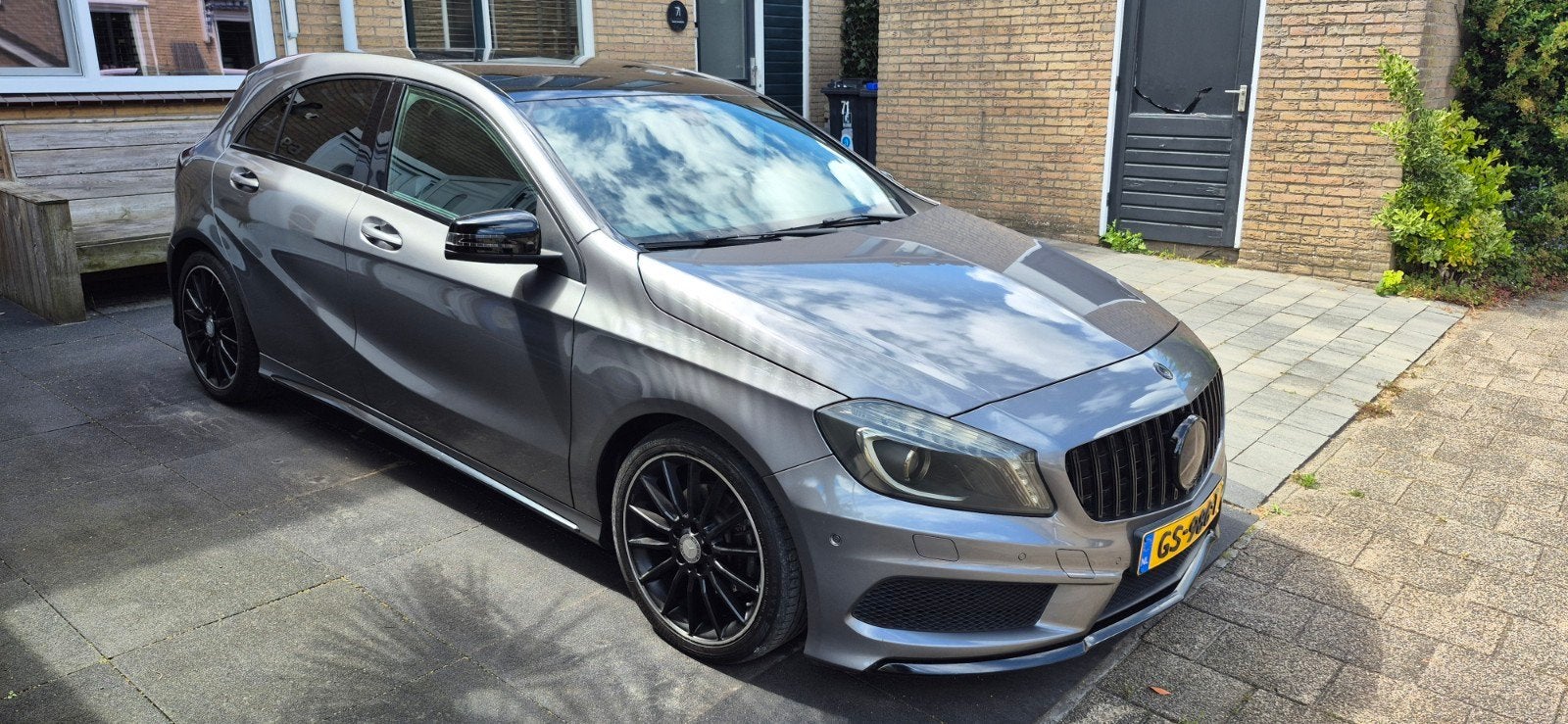 Mercedes-Benz A-Klasse a180 amg pakket night pakket., Automaat, Achterwielaandrijving, 1295 kg, 4 cilinders