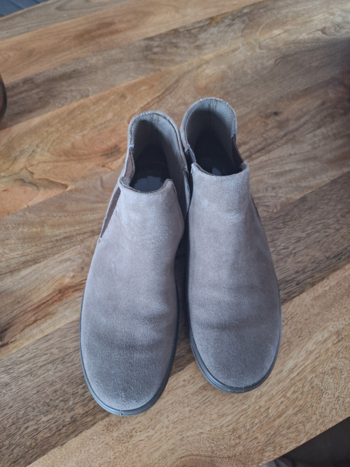 ECCO korte laars maat 42 nieuw in doos, Kleding | Dames, Schoenen, Ophalen of Verzenden