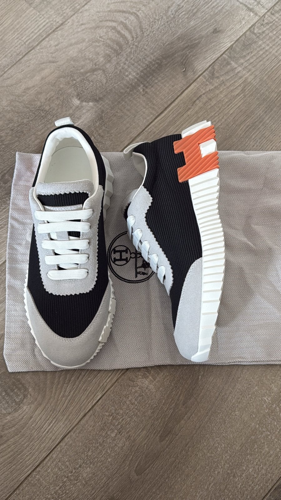 Stijlvolle Schoenen Maat 38 met Oranje Details, Ophalen of Verzenden, Zo goed als nieuw, Oranje, Sneakers of Gympen