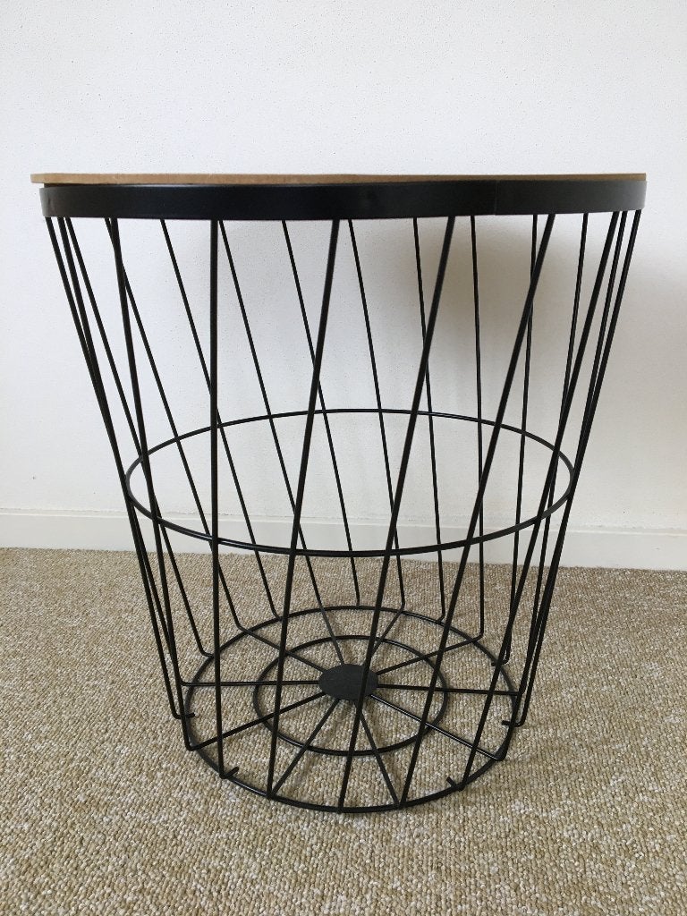 Moderne bijzettafel draadmand met houten deksel, Huis en Inrichting, Ophalen, Minder dan 45 cm, Minder dan 55 cm, Metaal of Aluminium