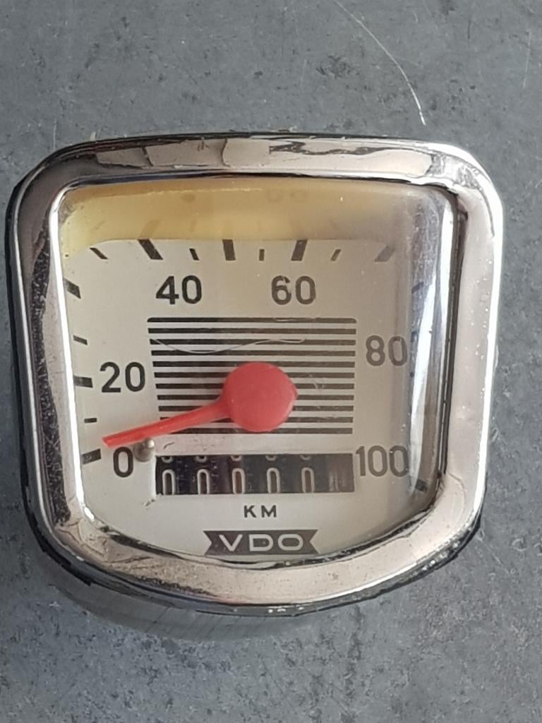 Nette Zündapp 100 km VDO teller, Ophalen of Verzenden, Gebruikt, Overige typen