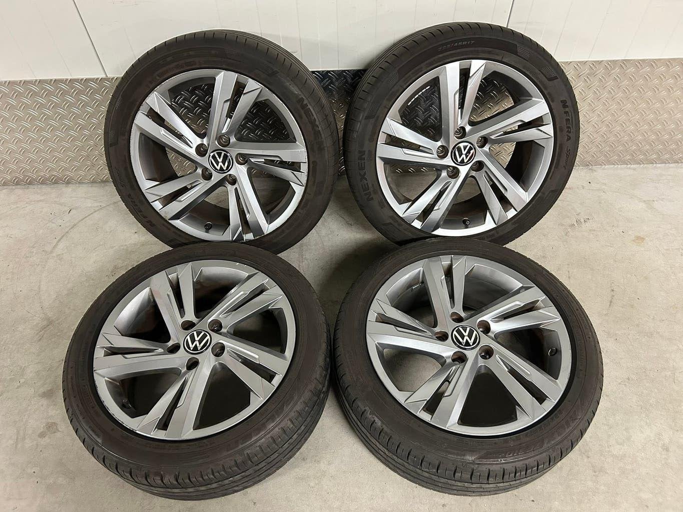VW Volkswagen Golf 8 VIII 17 inch Valencia zomer 2025/2022, Auto-onderdelen, Banden en Velgen, Ophalen, Gebruikt, Banden en Velgen