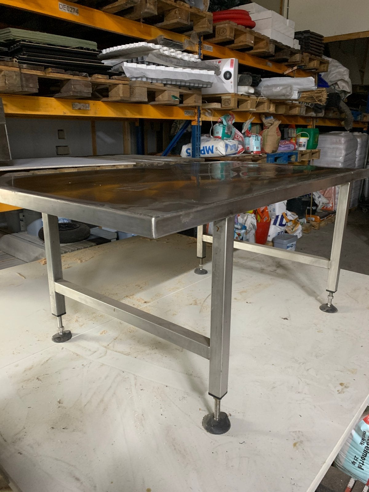 Professionele RVS Tafel - In Hoogte Verstelbaar, Huis en Inrichting, Kasten | Dressoirs, Ophalen, Gebruikt