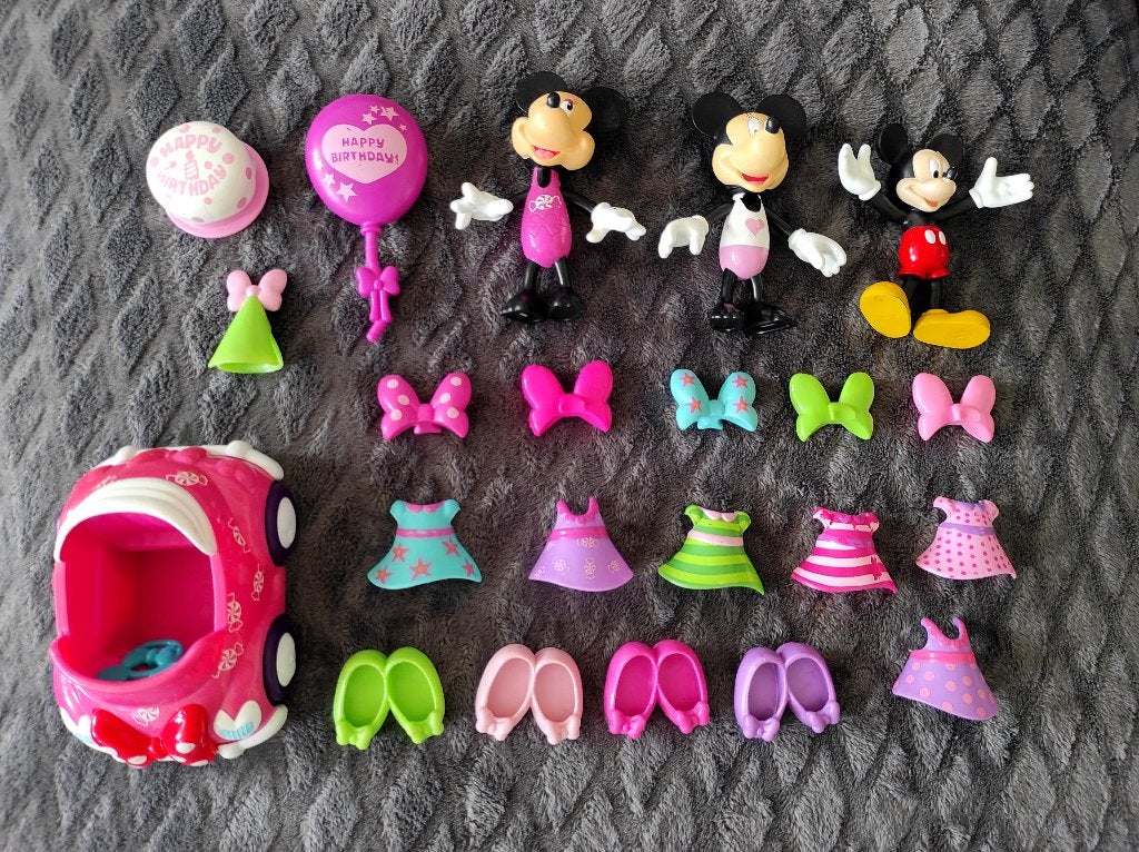 Disney Minnie Mouse Speelfiguren en Auto Set, Ophalen of Verzenden, Mickey Mouse, Gebruikt, Beeldje of Figuurtje