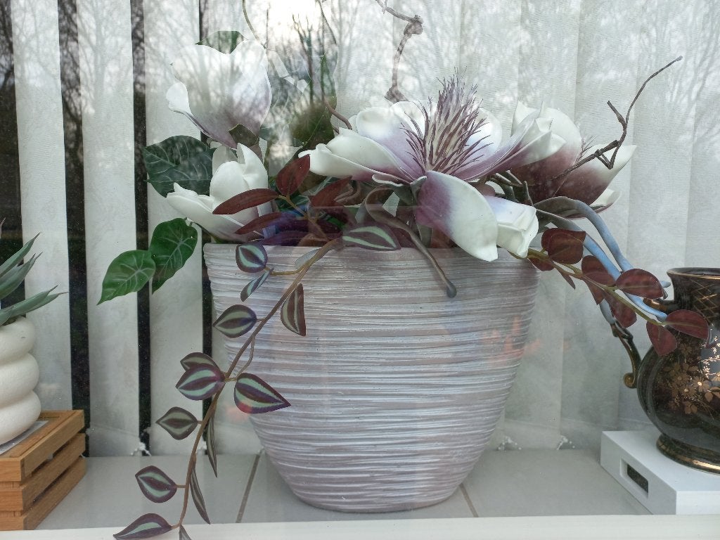 Puntgave klassieke bloempotten, Rond, Ophalen of Verzenden, Zo goed als nieuw, Aardewerk